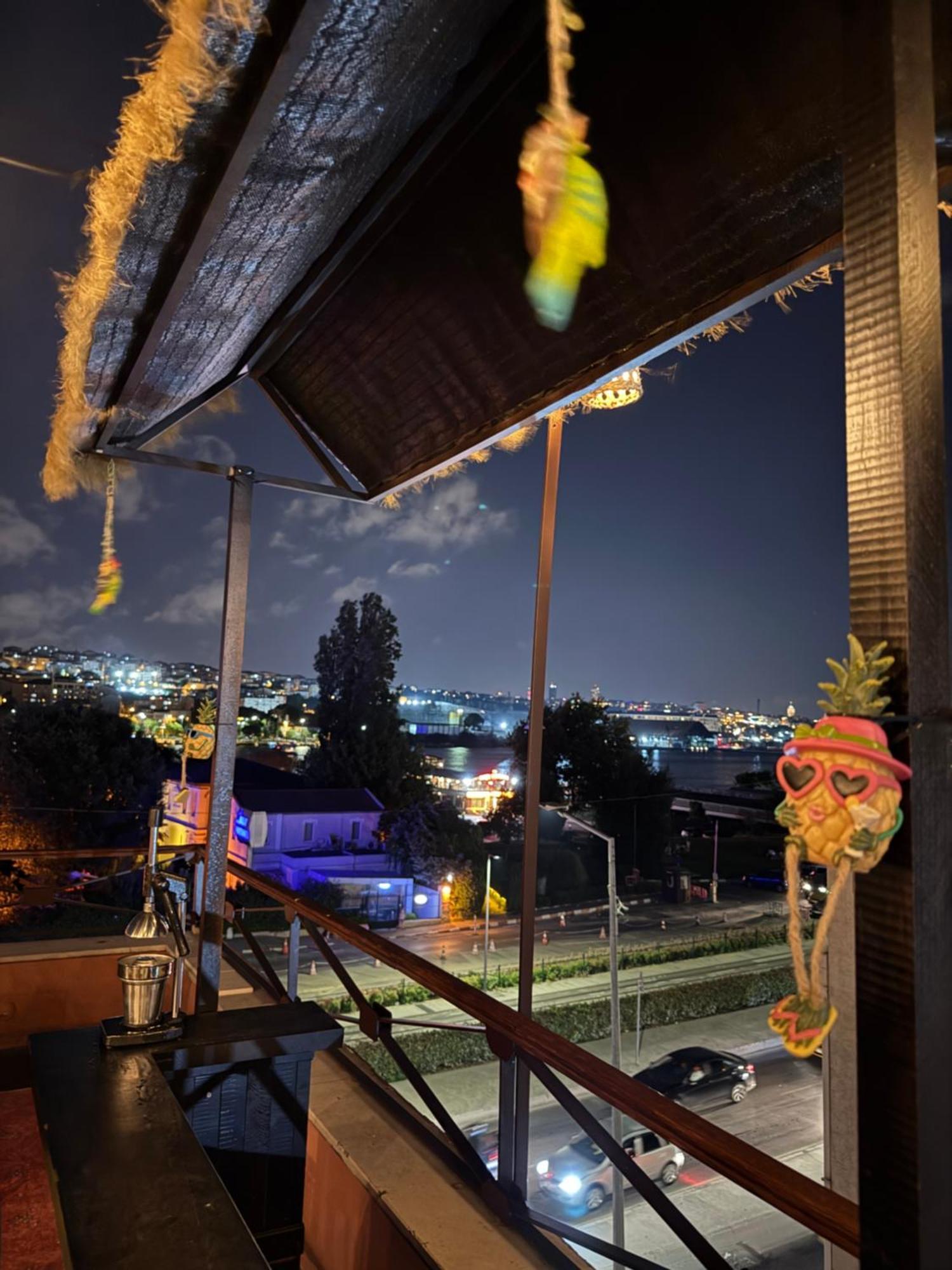 Holiday home Waterfront By The Tram - Private Terrace With Dome & Golden Horn View In Fatih Istanbul
