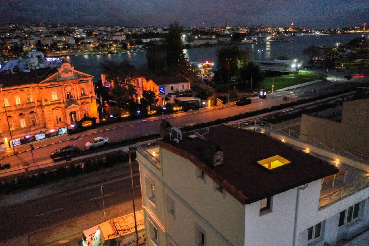 Waterfront By The Tram - Private Terrace With Dome & Golden Horn View In Fatih Hébergement de vacances Istambul