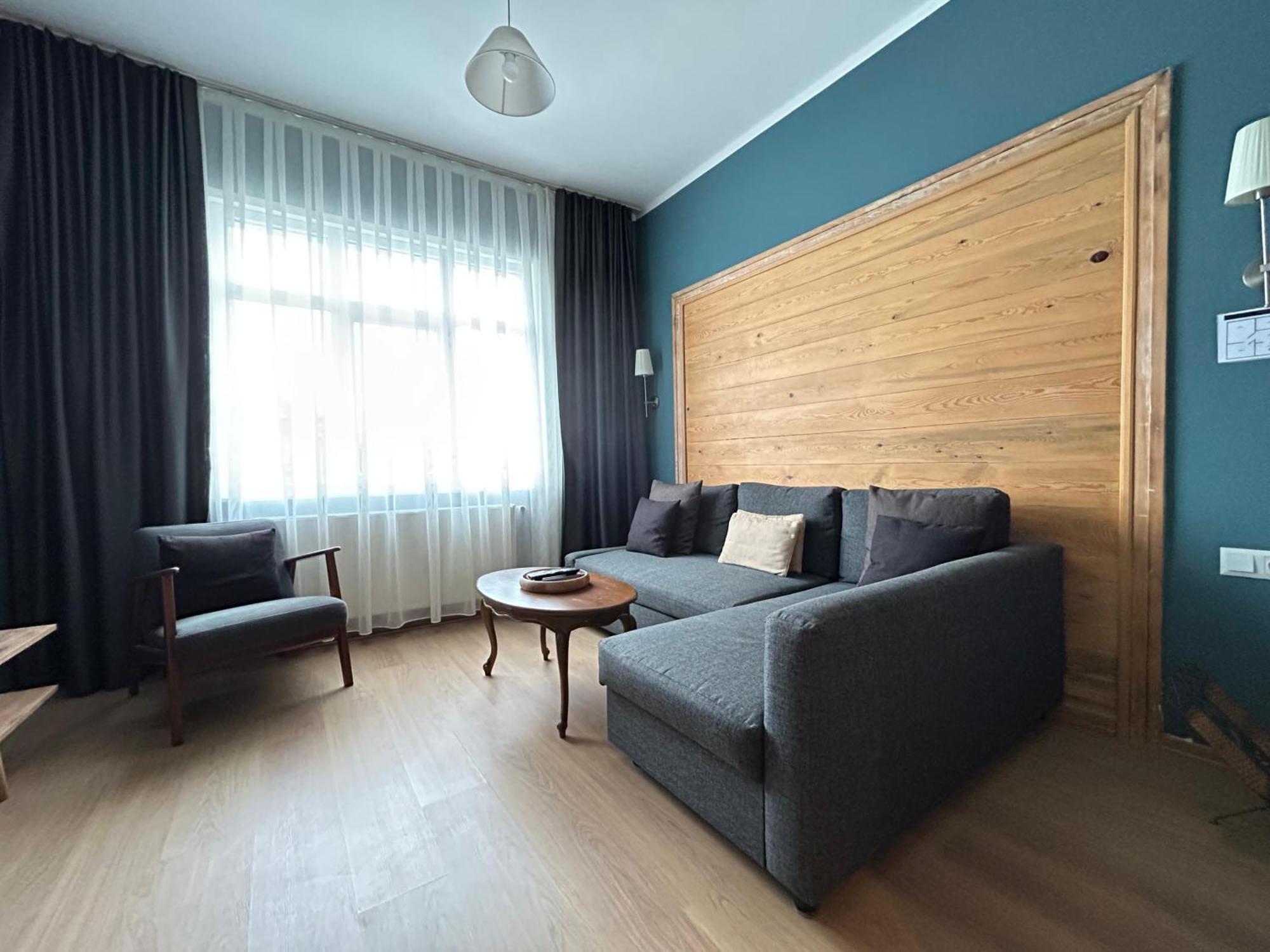 Waterfront By The Tram - Private Terrace With Dome & Golden Horn View In Fatih Hébergement de vacances